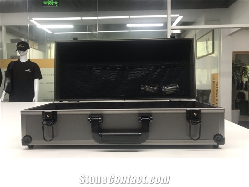 Custom Handheld Aluminum Case