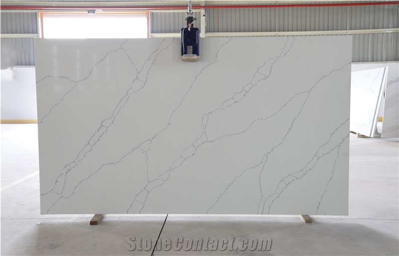 Calacatta Quartz Slabs