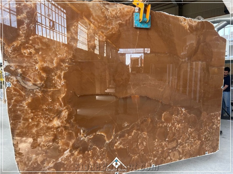 Cola Onyx Slabs