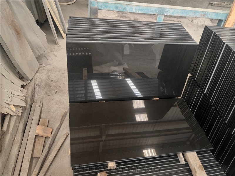 Absolute Black Granite Tiles Kitchen Wall Applications