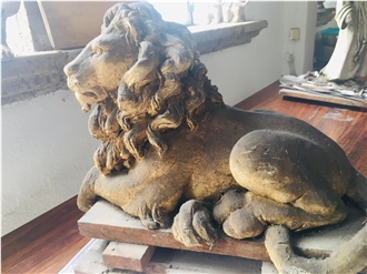 Blanca Cantera Lion Sculpture