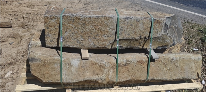 Mongolia Black Basalt Palisade Columns In Rustic Gold