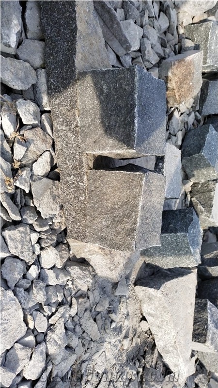 Black Granite Cobblestone