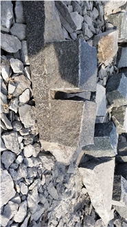 Black Granite Cobblestone