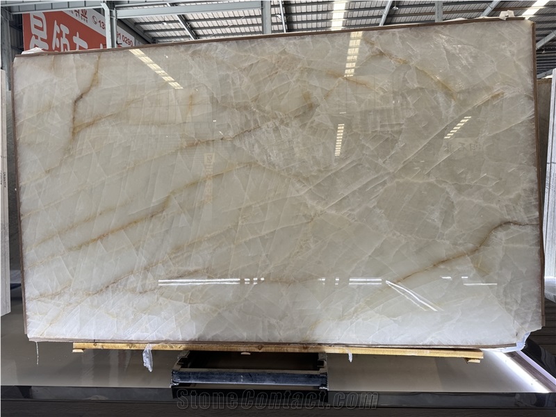 Chinese White Crystallo Quartzite Slabs