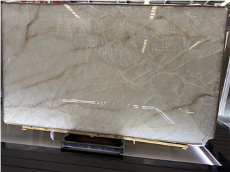 Chinese White Crystallo Quartzite Slabs