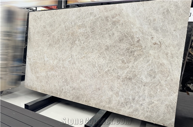 Perla Venato Champagne Quartzite Slabs