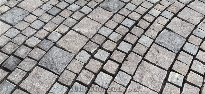 Porphyry Cobbles Pavement Setts With Dense Texture