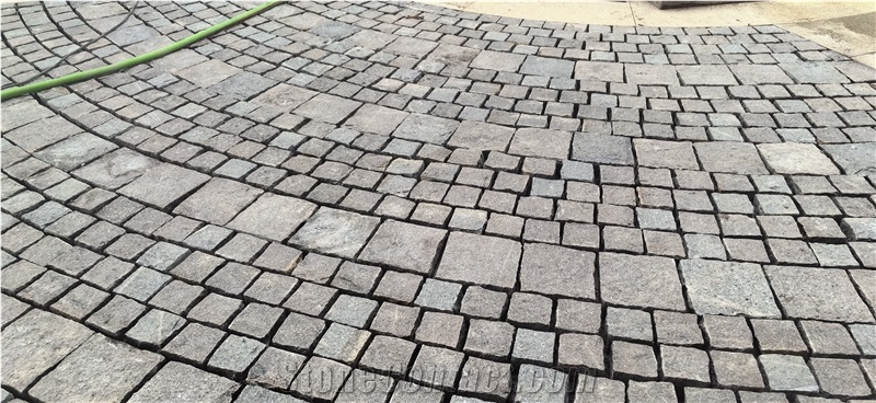 Porphyry Cobbles Pavement Setts With Dense Texture