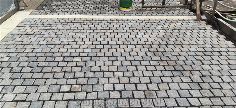 Porphyry Cobbles Pavement Setts With Dense Texture