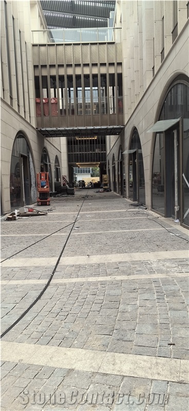 Porphyry Cobbles Pavement Setts With Dense Texture