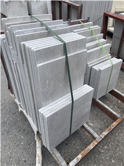 Tumbled Light Color Limestone  Floor Tile