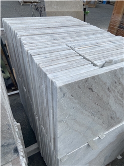 Tumbled Light Color Limestone  Floor Tile