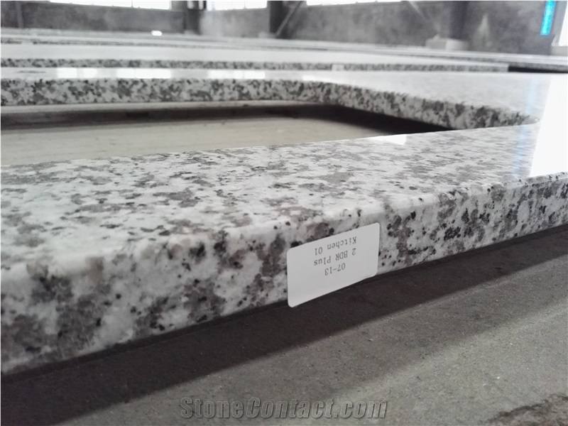 G439 Granite Puning White Flower Bathroom Countertop