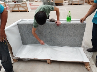 Padang Cristal Granite Slabs: Elegant White With Gray Veins
