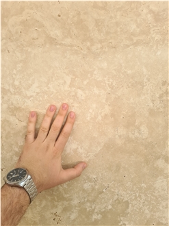 Classic Light Beige Travertine Slabs