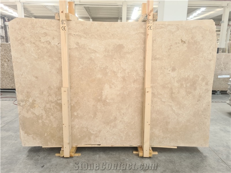 Classic Light Beige Travertine Slabs