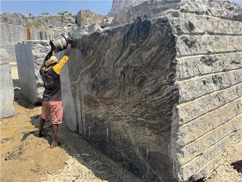 Paradiso Classico Granite Blocks