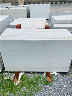 Ambaji White Marble Indian Statuario Marble Slabs