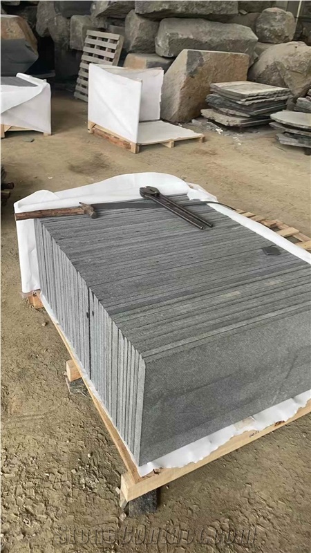 Chinese G684 Basalt 60Cm Up Slabs