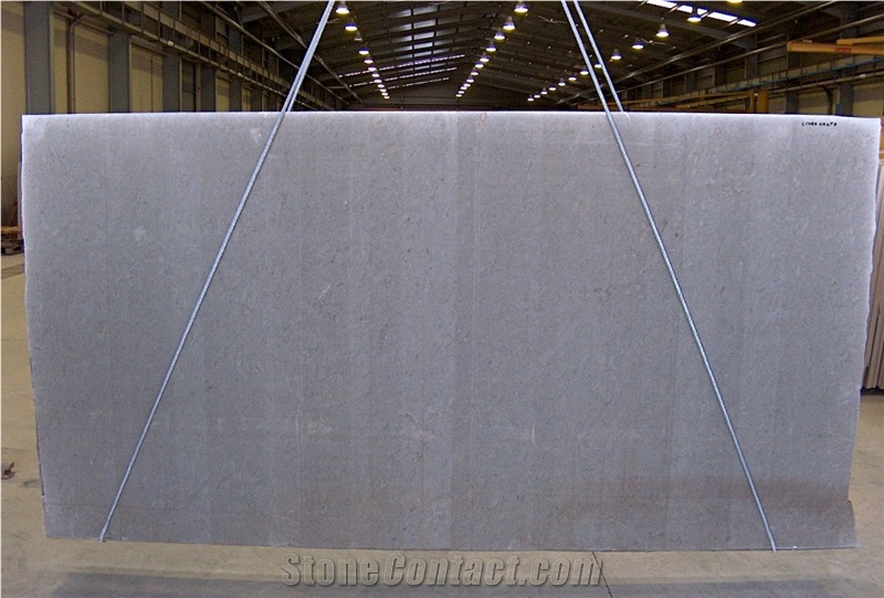 Azul Bateig Limestone Slabs