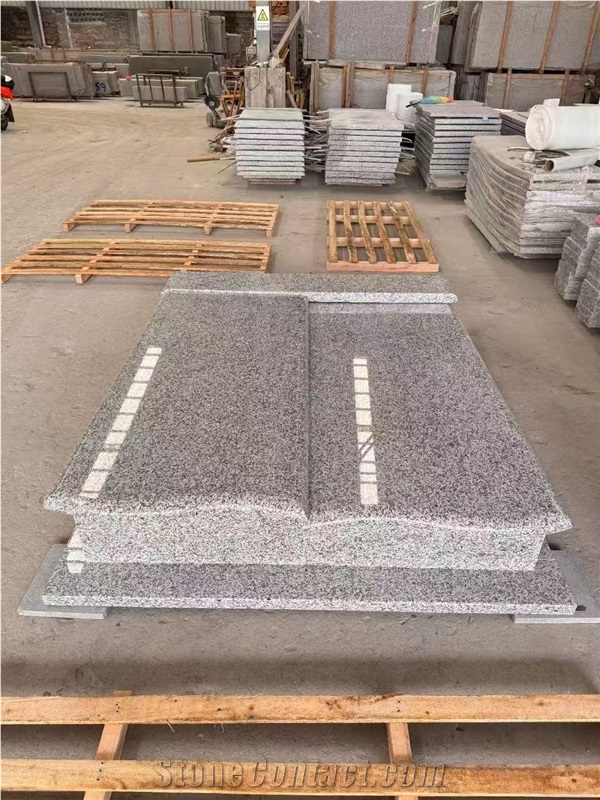 High Quality China Durable Solemn Granite Tombstone