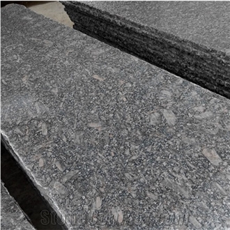 China Brown Granite Tiles