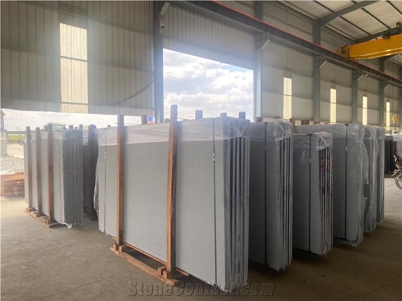 Cambodia Grey G654 Granite Slabs Wholesale From KUNGFUSTONE