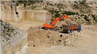 Pietra Leccese Limestone Quarry