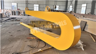 U-Shape Handler Container Spreader Lift Equipment C Model