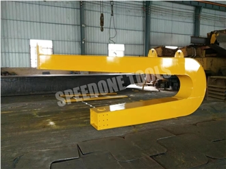 U-Shape Handler Forklift Lifting Equipment A Model