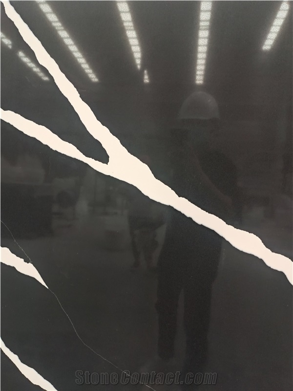 1807A Calacatta Quartz Slabs