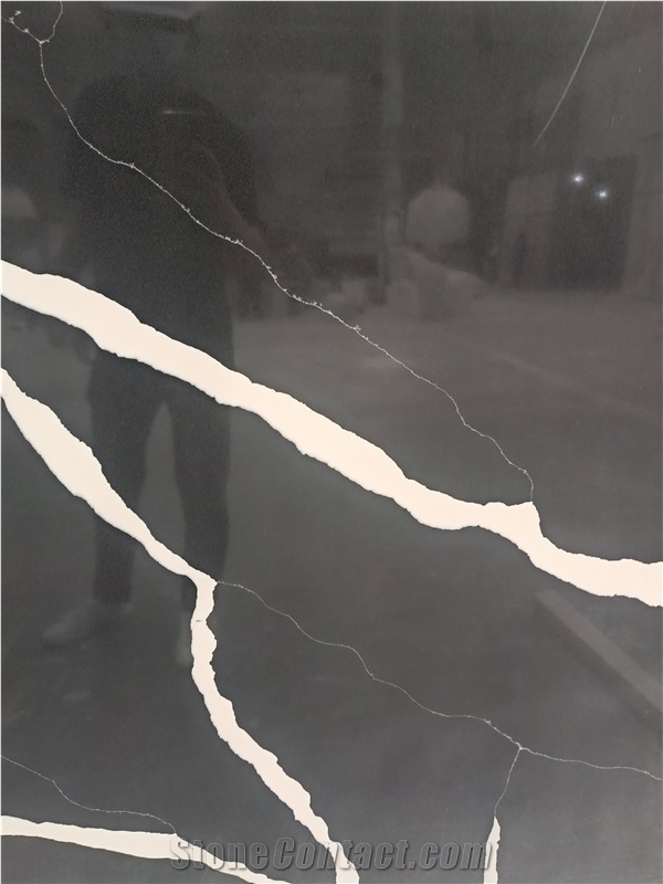 1807A Calacatta Quartz Slabs