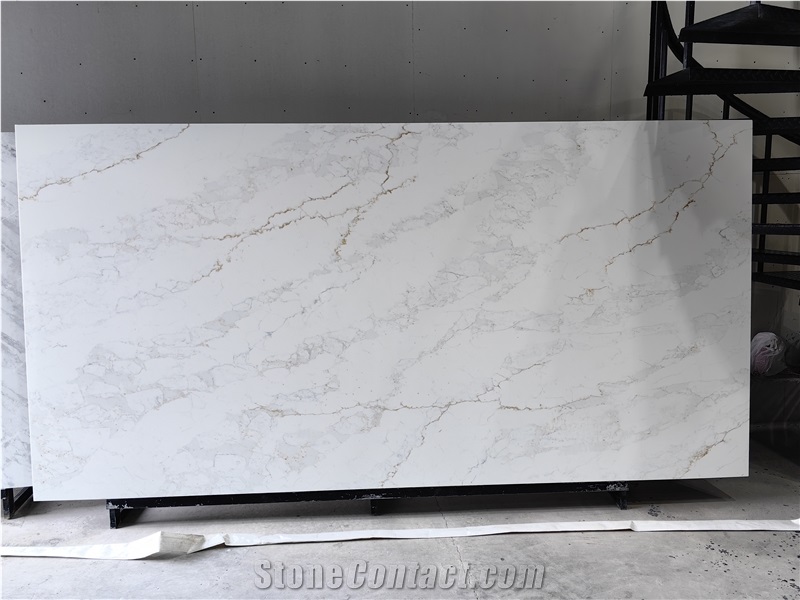 Artificial Calacatta Quartz Slabs