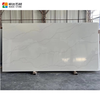 China Engineered Artificial Quartz Slabs