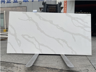 Calacatta Aurum Quartz Slabs