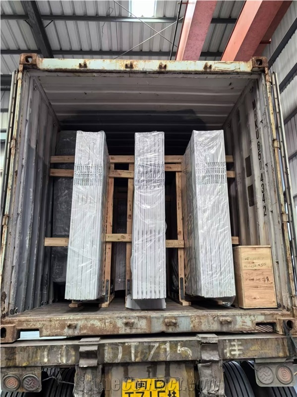 Calacatta Gold Quartz Slabs Jumbo Size