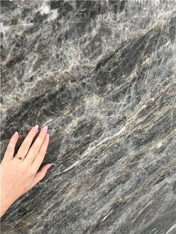 Cielo Quartzite Slabs
