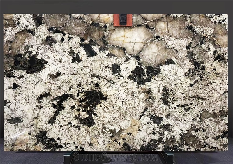 Alaska White Granite Slabs Exhibiting Unique Color