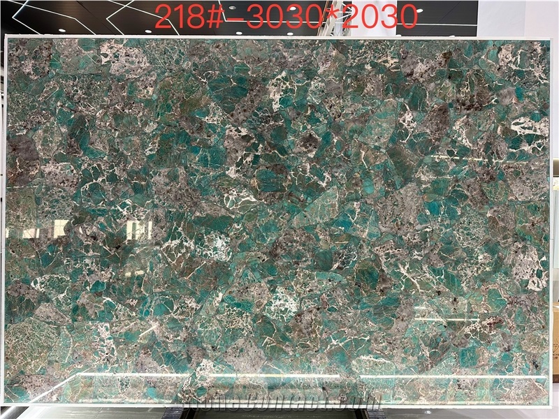 Amazonita Granite Tiles Exhibiting Unique Color Combinations