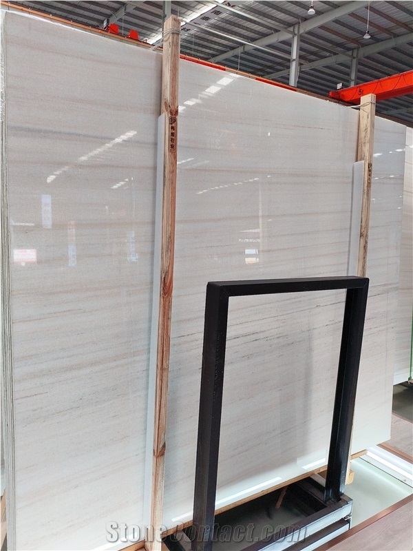 Platinum Sands Marble Tiles Exhibiting Texture