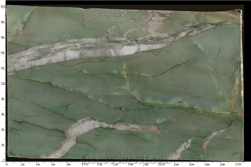 Royal Green Quartzite Slabs Featuring Layered Green
