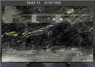 Speranza Granite Slabs With Swirling Green Veins