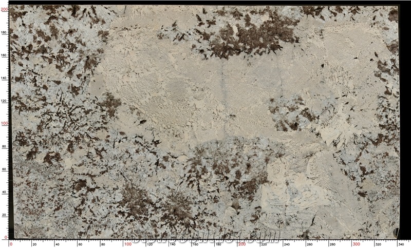 Splendor White Granite Slabs Featuring Layered Color