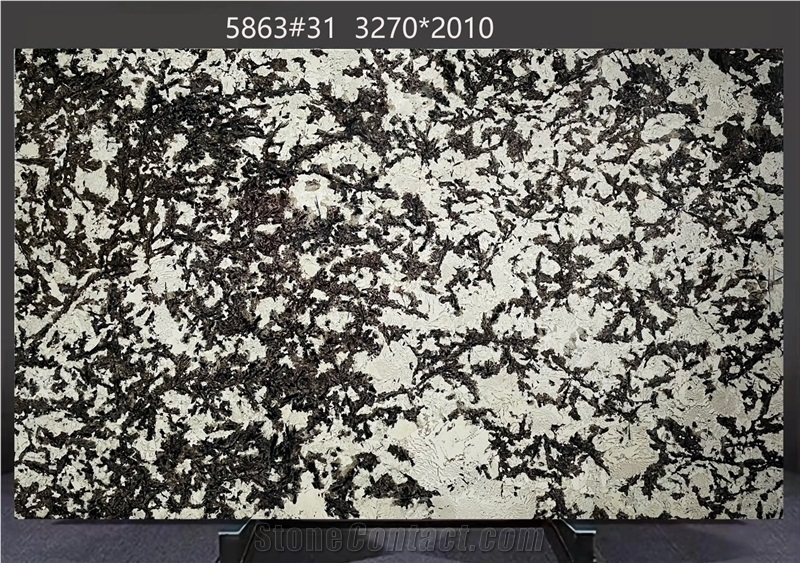 Splendor White Granite Slabs Featuring Layered Color