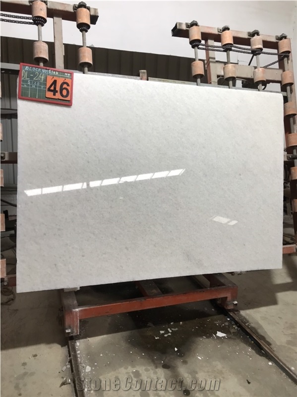 Space White Marble Slabs
