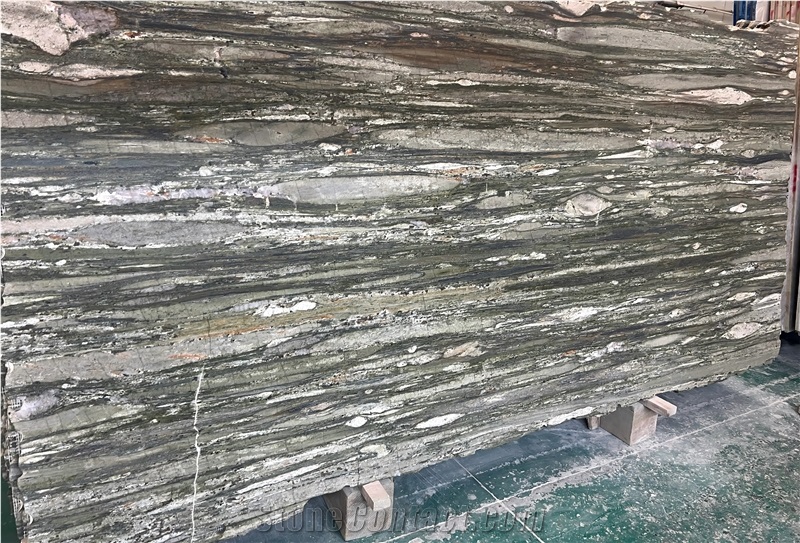 Cianitus Green Granite  Slabs
