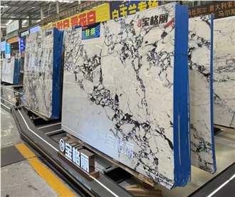 Calacatta Viola Marble Slabs