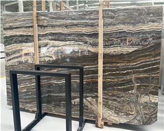 Traonyx Travertine Slabs For Appartment Hotel Project