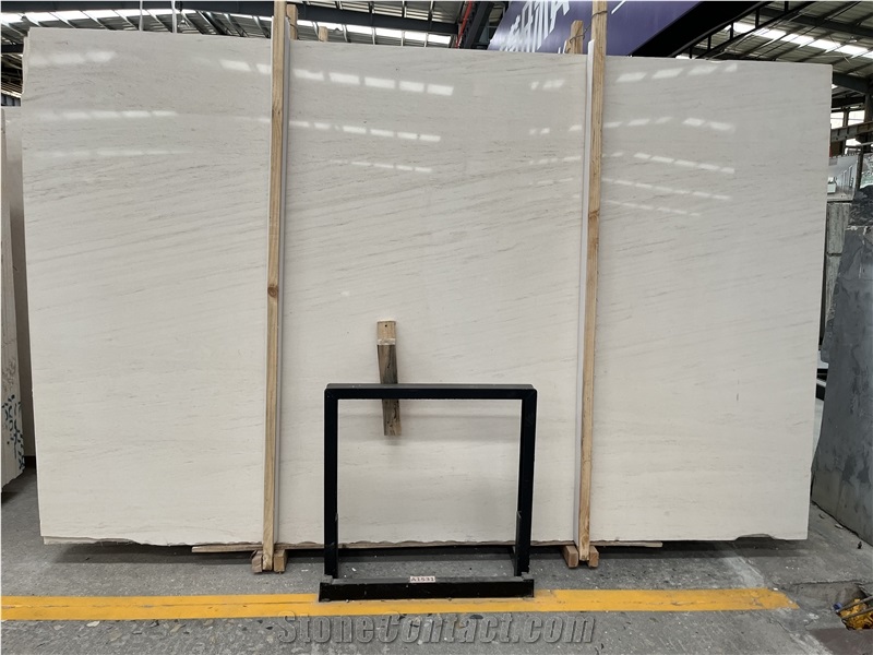 Moca Creme Limestone Slabs